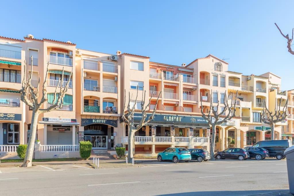 Greserva Kar-Centro, Junto A La Playa, 3 Piscinas, Wifi, Clima, Restaurantes 2024 Empuriabrava Exterior photo